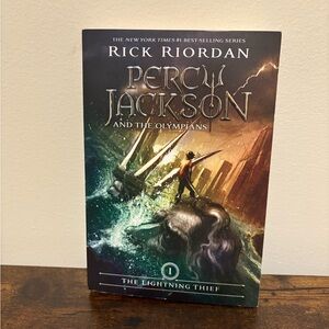 🔴Percy Jackson and the Olympians: The Lightning Thief Book